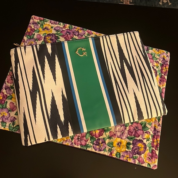 C. Wonder Handbags - C Wonder Ikat Clutch